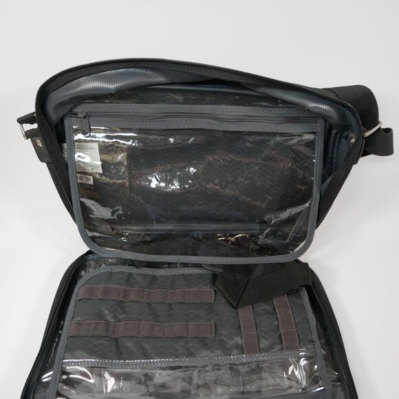 Atlantic Infinity Black Travel Bag With Adjustable Strap & Multiple Compartments - Picture 8 of 12